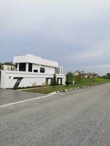 Bungalow Land Perdana Lakeview West Cyberjaya Lakeside view Setia