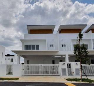 Double Storey Corner Lot Sendayan Below Value 120k 😍🔥🔥🔥