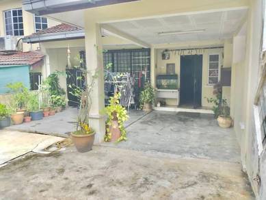 FACING OPEN Double Storey Terrace Saujana Puchong FOR SALE