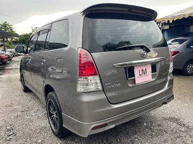 Toyota INNOVA 2.0 G (A)