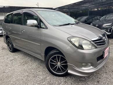 Toyota INNOVA 2.0 G (A)