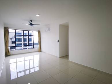 D Summit Residences 3 Bedroom 2 Bathroom for Sale