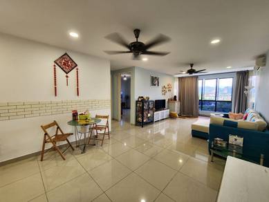 Upper East Condominium High Floor Furnished Unit For Sales