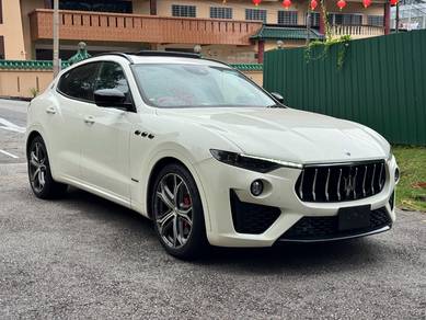 RED IN 360CAM SROOF Maserati LEVANTE 3.0 GRANSPORT