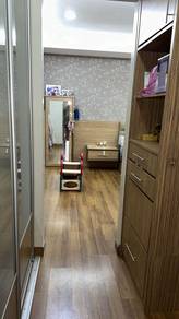 Central Park Condo (nice unit) - Greenlane