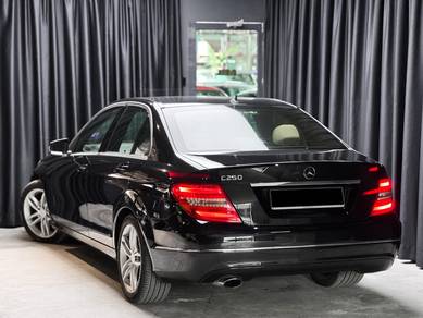 Mercedes Benz C250 1.8 CGI Avantgarde BluEFCY