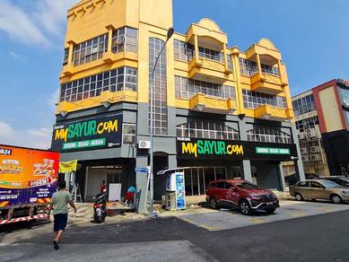 Cashier / Juruwang / Shop Assistant