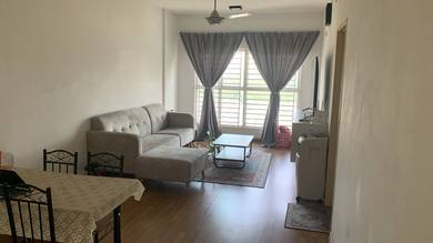 BERBALOI CORNER UNiT RENO CANTIK JENDERAM INDAH APT DENGKIL 2 CAR PARK
