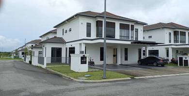 Endlot 2sty Avenham Puncak Alam