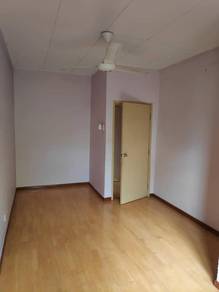 Double storey house, Prima Saujana kajang, Kajang