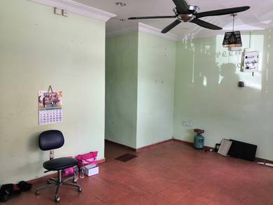 Puteri Wangsa Shop lot