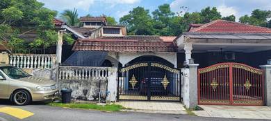 Single Storey House, Sri Serdang, Seri Kembangan For Sales