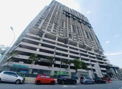PLaTiNuM TeRaTai SeTaPak 🎉 2 C/park Kitchen CabiNeT STrateGic Location