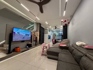 La Garden Seri Austin 2 Storey Terrace Full Renovated Gng Good Cond