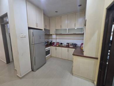 5-ROOMS 2-Storey Hse FULLY RENOVATED FURNISHED Georgetown Bu-2000SF