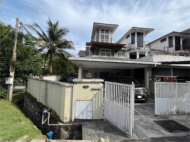 Corner Lot, 2.5 storey terrace@ Bukit Utama, Ampang