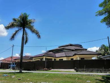 FREEHOLD OPEN 1.5 Storey Bungalow House Bandar Rinching Semenyih