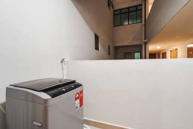 (MIXED) Medium Room 1pax @ Residensi The Trees Damansara Perdana