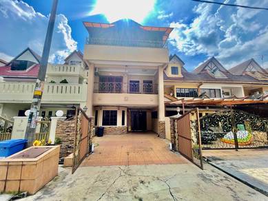 Renovated & Extended 3 Storey Taman Bukit Mulia Bukit Antarabangsa