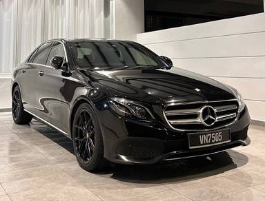 Mercedes Benz E250 AVANTGARDE (CKD) 2.0