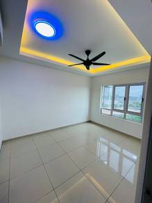 USJ the edge residence