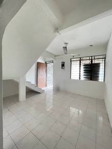 Teres 2 Tingkat Taman Emas Kuning