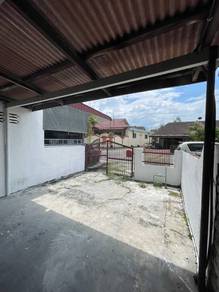 Teres 2 Tingkat Taman Emas Kuning