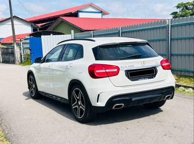 Mercedes Benz GLA250 4MATIC (CBU) 2.0 (A)