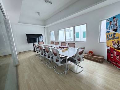 3 storey endlot shop lot for sale in Star Avenue, Subang 2, Shah Alam