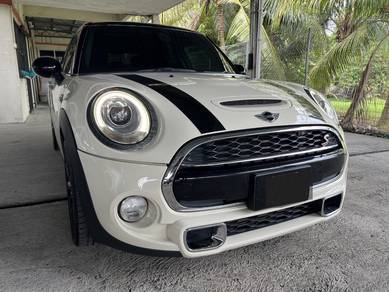 Mini COOPER 2.0 S (A) JCW F55 4 DOOR