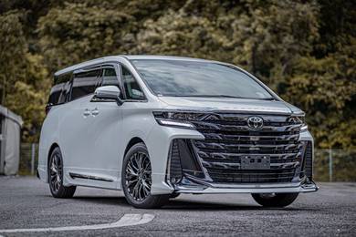 Toyota VELLFIRE 2.4 Z MODELLISTA Bodykit