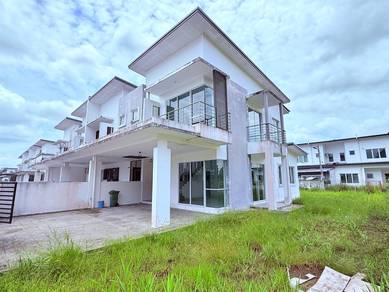 Muara Tuang Double Storey Corner House For Sale (Stutong Airport )
