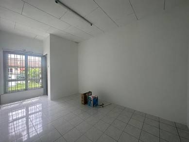 (20*70)1 Storey House LEP/Kota Perdana Equine Park Seri Kembangan