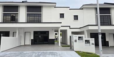 Eco Botanic 30x60 Double Storey Terrace House 80ft Big Garden behind