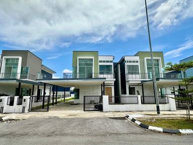 Marq Suites Double Storey Semi D, Field Force, Batu Kawa
