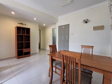 Very well maintained unit at good price!
