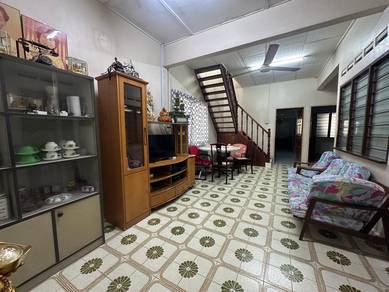 End Lot Single Storey Terrace with Attic Floor Taman Ayer Keroh Height