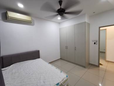 Aliff Avenue Apartment  Tampoi  CIQ