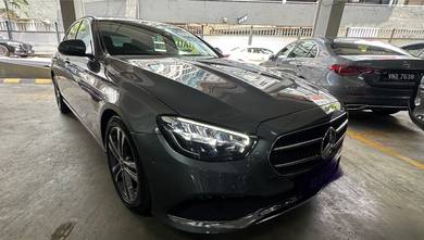 Mercedes Benz E200  (A)