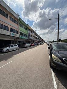 johor jaya 3 storey shoplot corner lot for rent