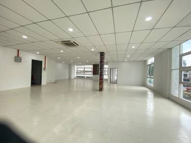 NSK Same building 3200 sqf office Lift 3 Element Equine Seri Kembangan