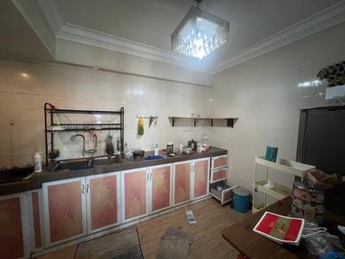 Aman puri apartment, kepong freehold, fully renovated, below market