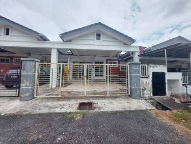 1 Sty [FACING PLAYGRND] Tjg Minyak Melaka