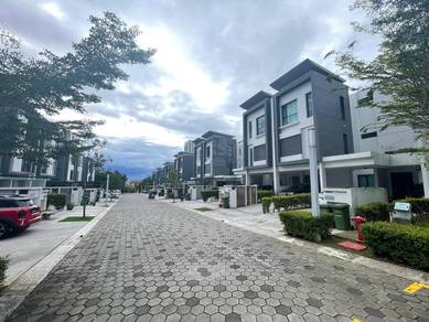 1.5storey Townhouse @ Sunway Montana Melawati