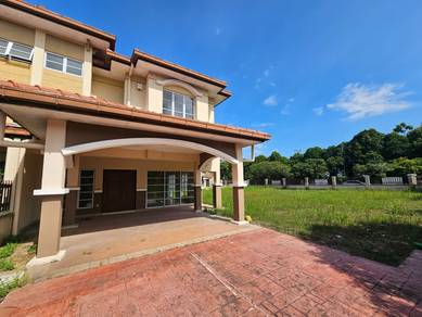 Huge Corner 7000 sf D'Kayangan Semi D House Shah Alam Seksyen 13