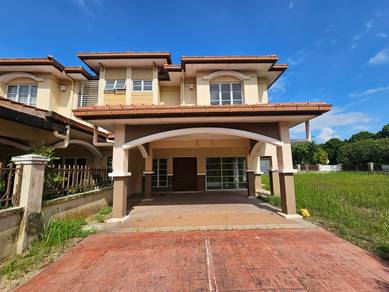 Huge Corner 7000 sf D'Kayangan Semi D House Shah Alam Seksyen 13