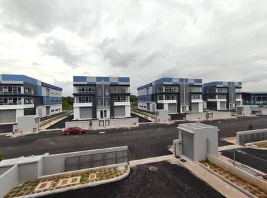 [SALE RENT] Brand new SEMI-D FACTORY 3 Storey Balakong Jaya