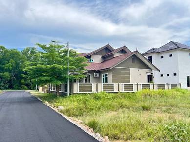 Banglo 2 Tingkat Kampung Batin , Seberang Takir
