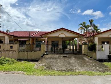 Single Storey Semi Detached FOR SALE Beverly Garden 13th Mile