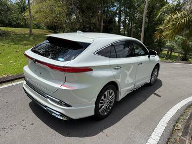 Toyota HARRIER 2.0 Z Package (5/A Grade)